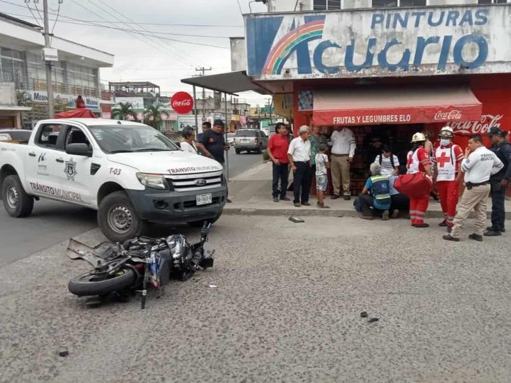 Choque Entre Moto Y Camioneta Deja Un Lesionado En Mart Nez De La Torre