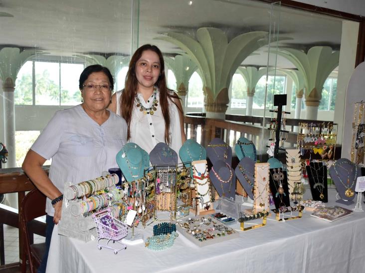 Realizan Con Xito La Expo Navide A De Artista Y Emprenderos