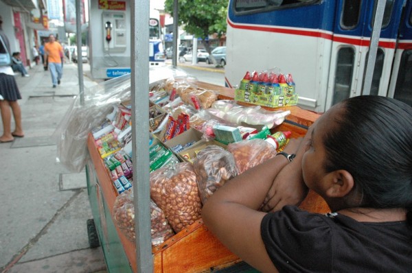 Asociación de dulceros podría desintegrarse ante bajas ventas 