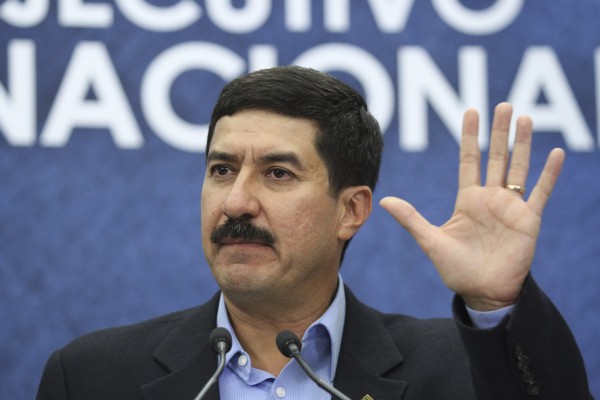 Reconoce AMLO nula relación con gobernador de Chihuahua