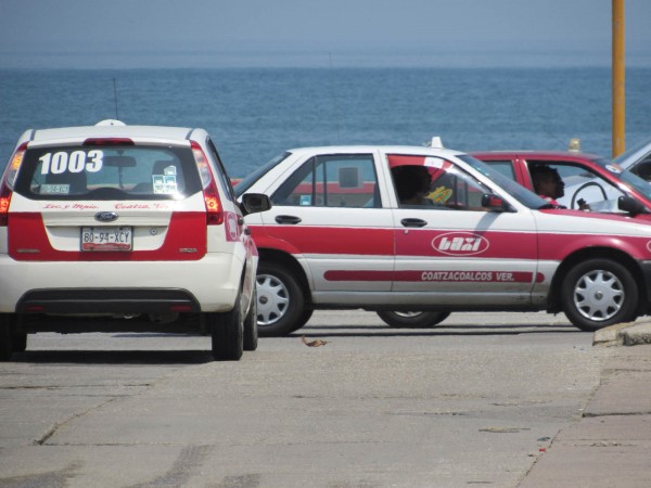 Taxistas continúan acosando a mujeres; IMM y SSP implementan operativos