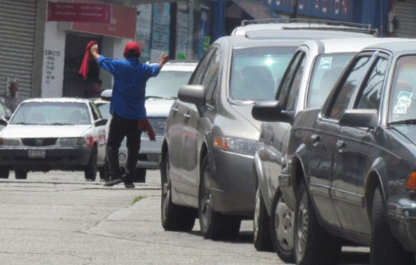 Roban 2 mil 138  autos en un año en Veracruz, alertala AMIS