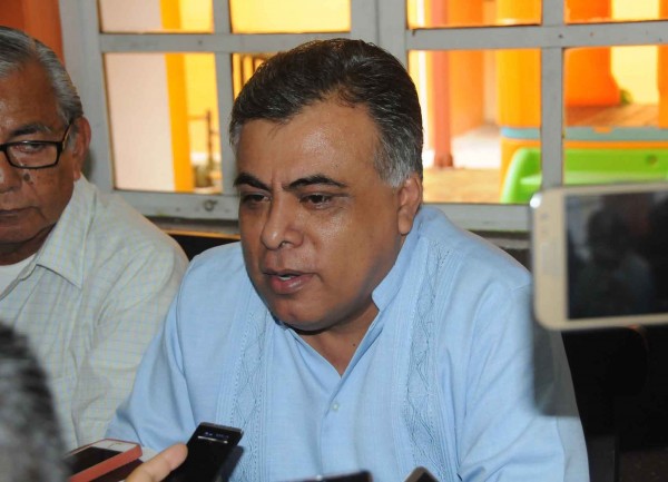 Ya solo son intereses de grupos, Saúl González renuncia al PAN
