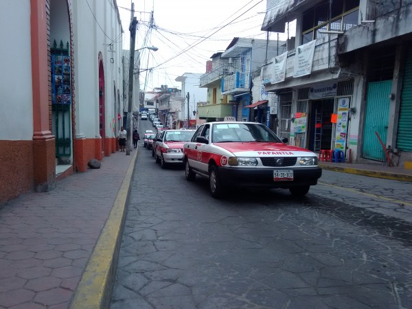 Sin regularizar el 30 por ciento de taxis en Papantla