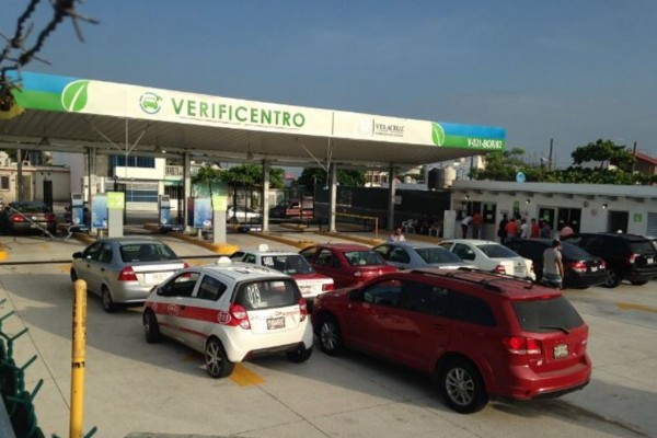 Vehículos con engomado amarillo y rosa deberán verificarse este mes