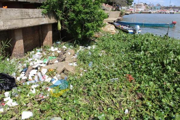 Atribuyen más de 123 mil muertes a región contaminada; incluyen a Coatza
