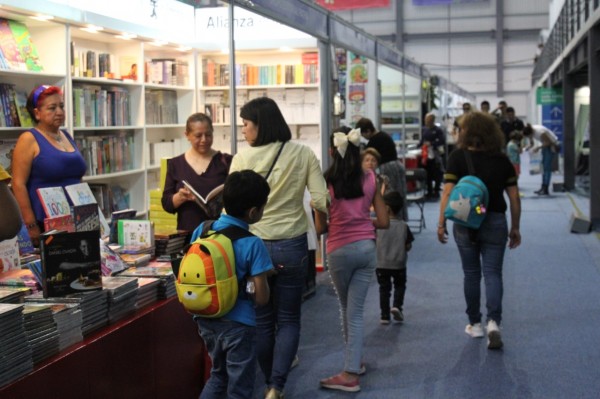 Universidad Veracruzana pospone FILU por coronavirus