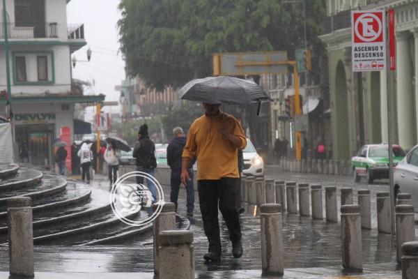 ‘Lisa’ se aleja de Veracruz, pero continuarán las lluvias