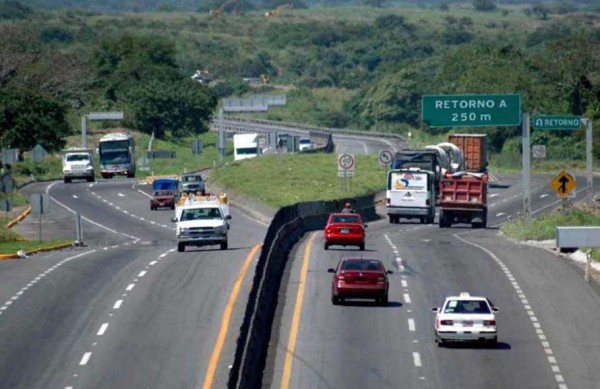 Veracruz reforzará seguridad para transporte de carga: Canacar