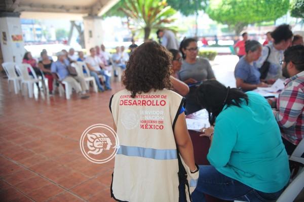 Con precauciones, programas sociales en Veracruz no se detienen: Sedesol