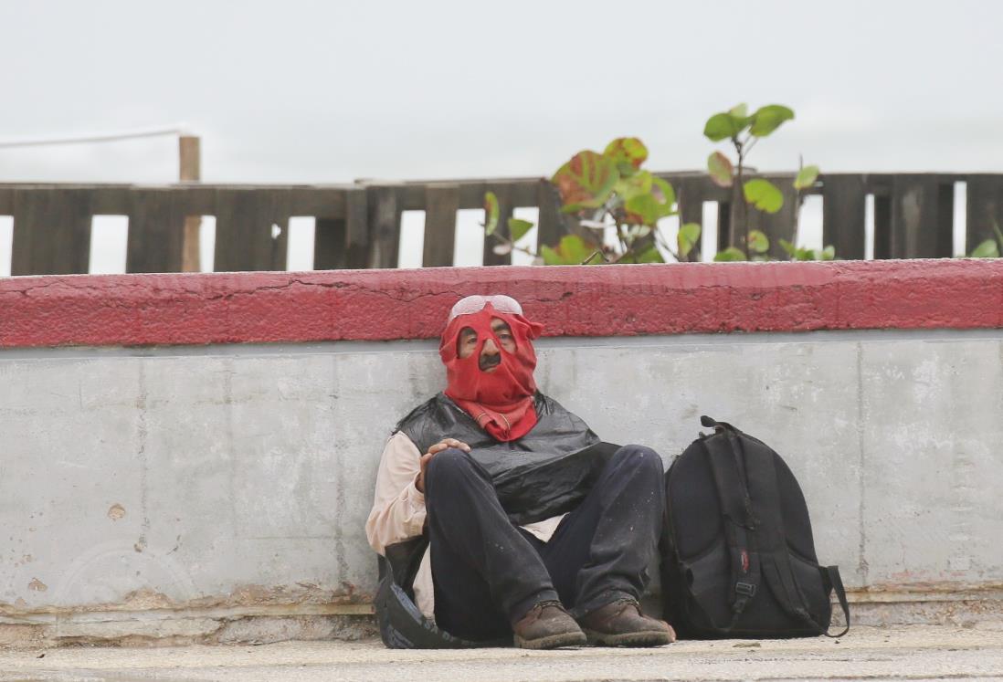 Colectan ropa invernal para población vulnerable en Veracruz