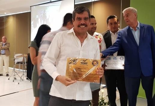 Fundación Tony reconoce labor del periódico Imagen de Veracruz