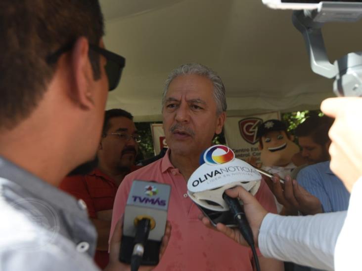 Alcalde de Xalapa trabaja en programa de apoyo ante contingencia