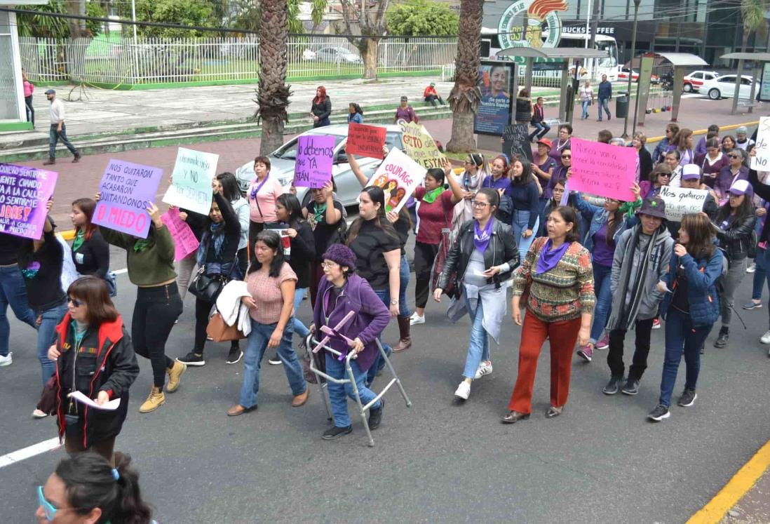 Captan a hombre golpeando a una mujer en Coyoacán