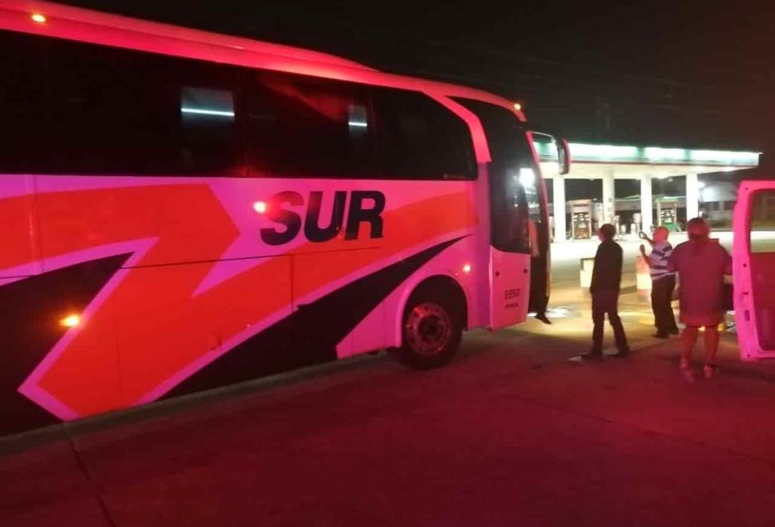 Asaltan autobús en carretera del sur de Veracruz