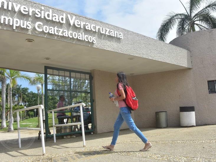 UV lanza plataforma que prepara para examen de ingreso