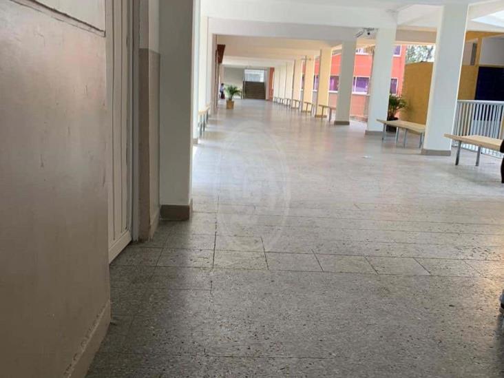 UV resiente ausencia de mujeres en las aulas