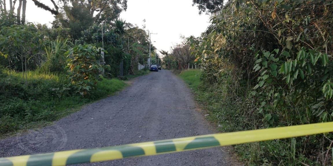 Hallan 3 cuerpos embolsados en un terreno en Córdoba