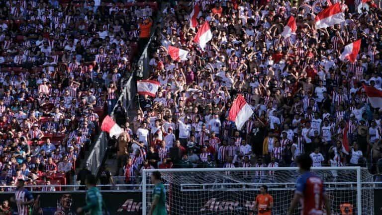 Chivas, el equipo con más afición en los estadios