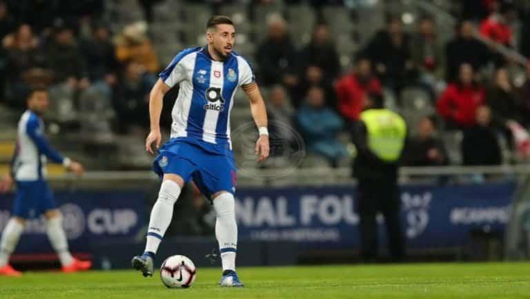 Héctor Herrera reconoce le falto preparación al llegar a Europa