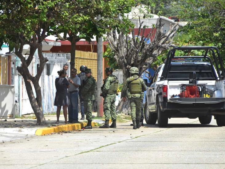 Catean presunta casa de seguridad en Coatzacoalcos