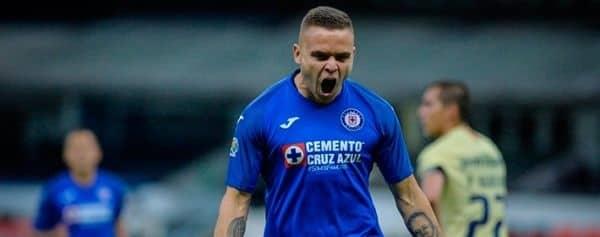 Cruz Azul se va líder al paro por coronavirus