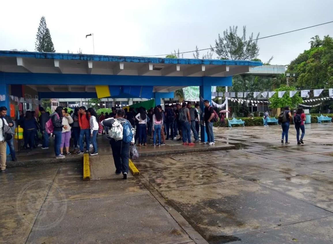 Suspenden graduación en Tecnológico de Minatitlán