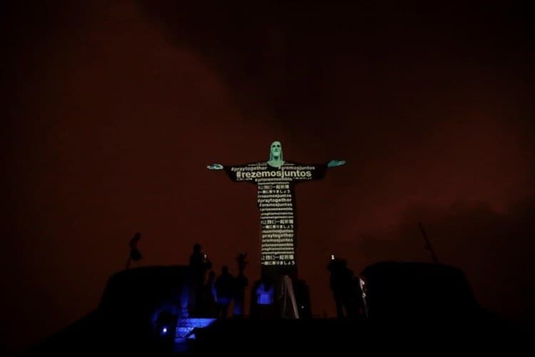 Iluminan el Cristo Redentor con banderas de países afectados por  coronavirus