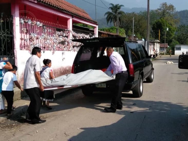 Hombre de Ixhuatlancillo se suicida en su domicilio