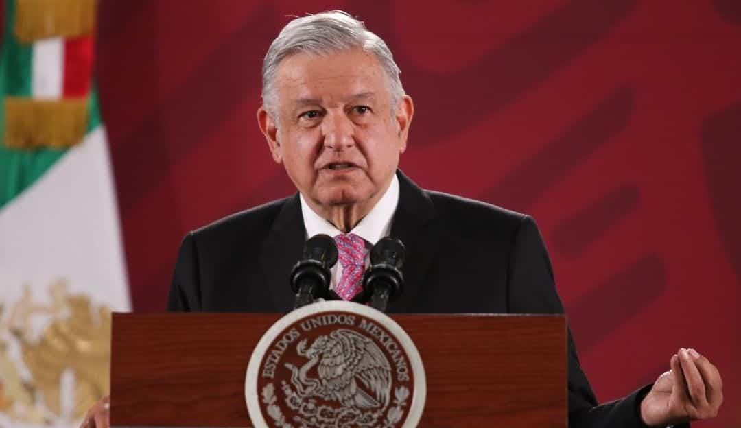 AMLO ofrece ayuda económica a pobres y a pequeñas empresas