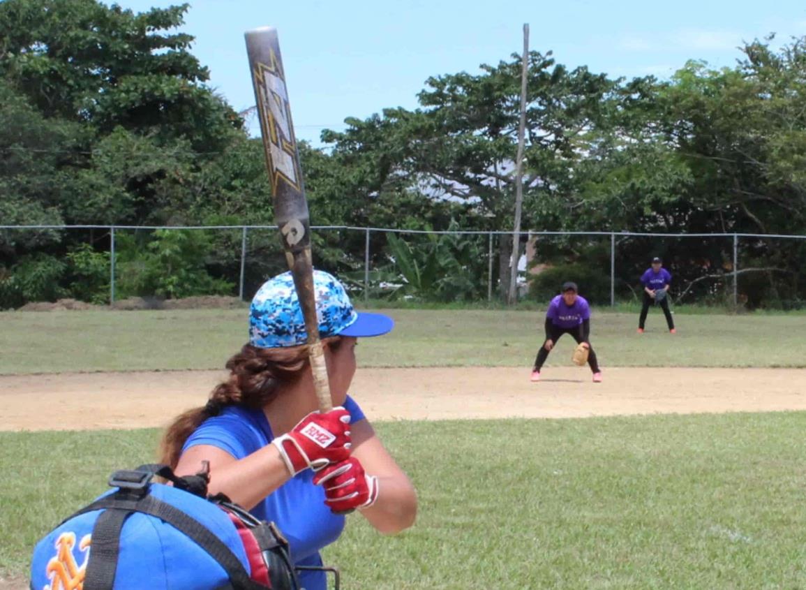 La Cuadra, quiere ser campeón en el softbol femenil de Tonalá