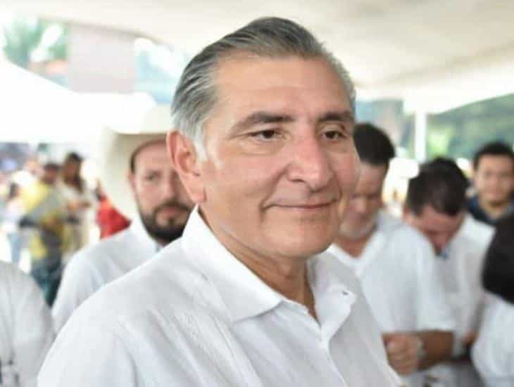 Dan alta médica por COVID-19 a gobernador de Tabasco