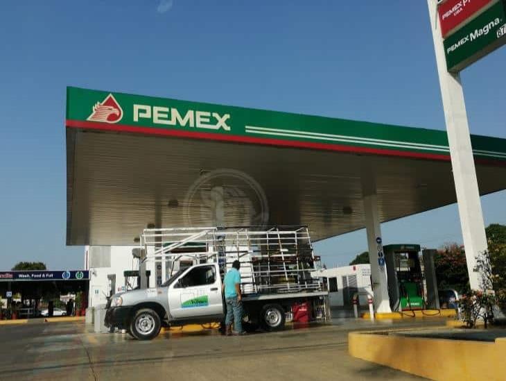 Sigue bajando el precio de la gasolina en Tuxpan