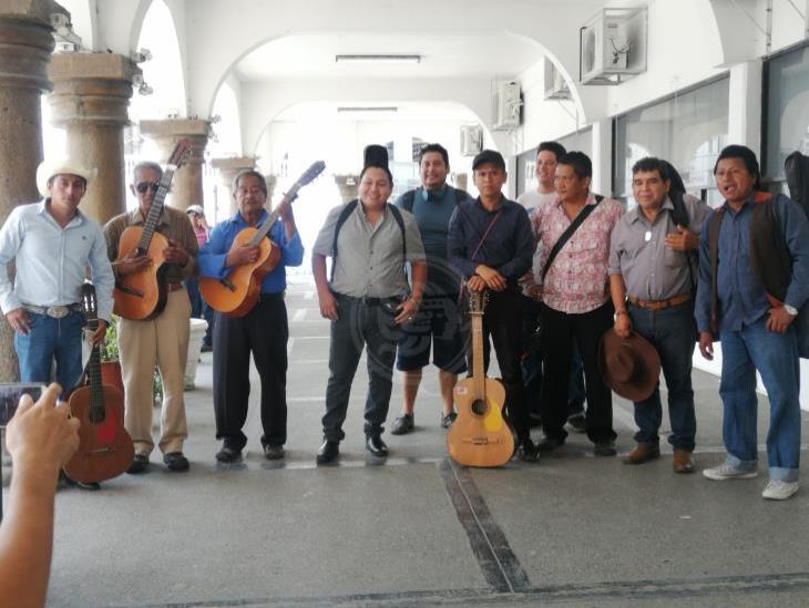 Poco turismo también afecta a músicos tuxpeños