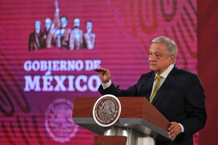 Difiere AMLO de Hacienda; muy pronto para prever contracción, dice