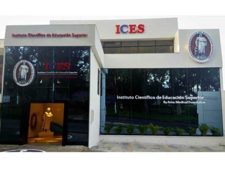 Alumnos de ICES Xalapa piden bajar colegiaturas por contingencia