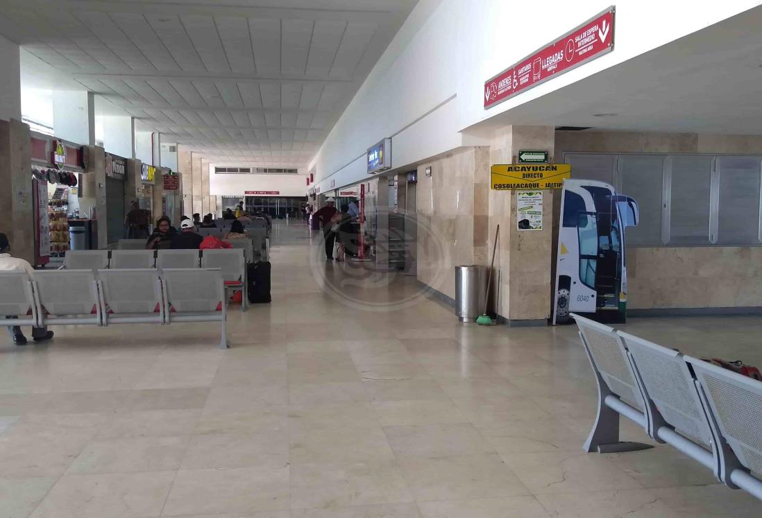 Caen 70 por ciento los viajes en la central camionera de Coatzacoalcos