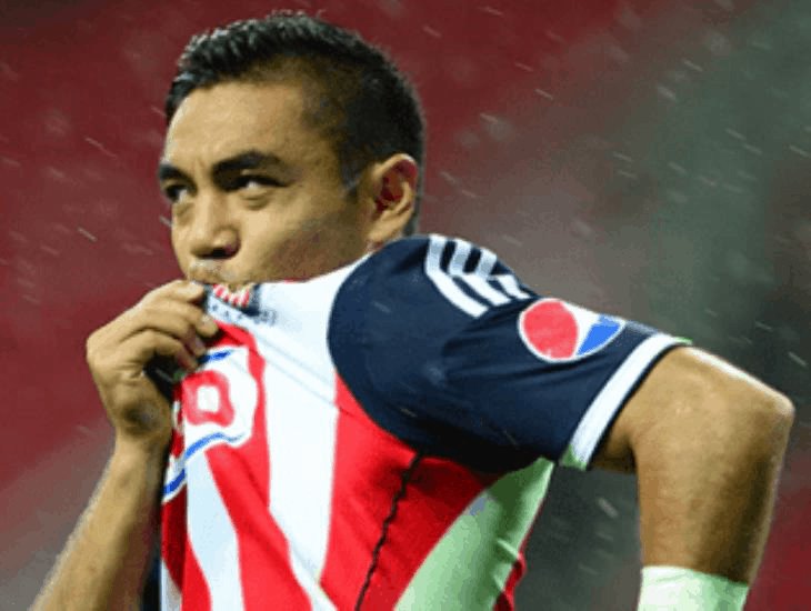 Marco Fabián con intención de regresar a Chivas