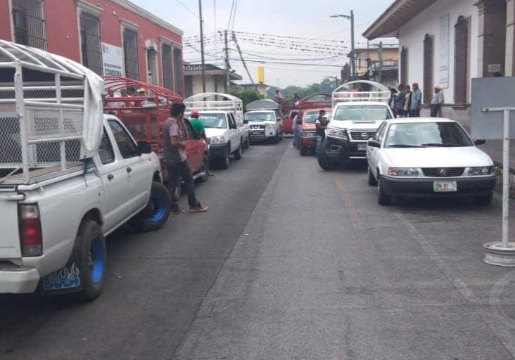 Protestan ante Fiscalía regional de Córdoba para exigir liberación de taxista