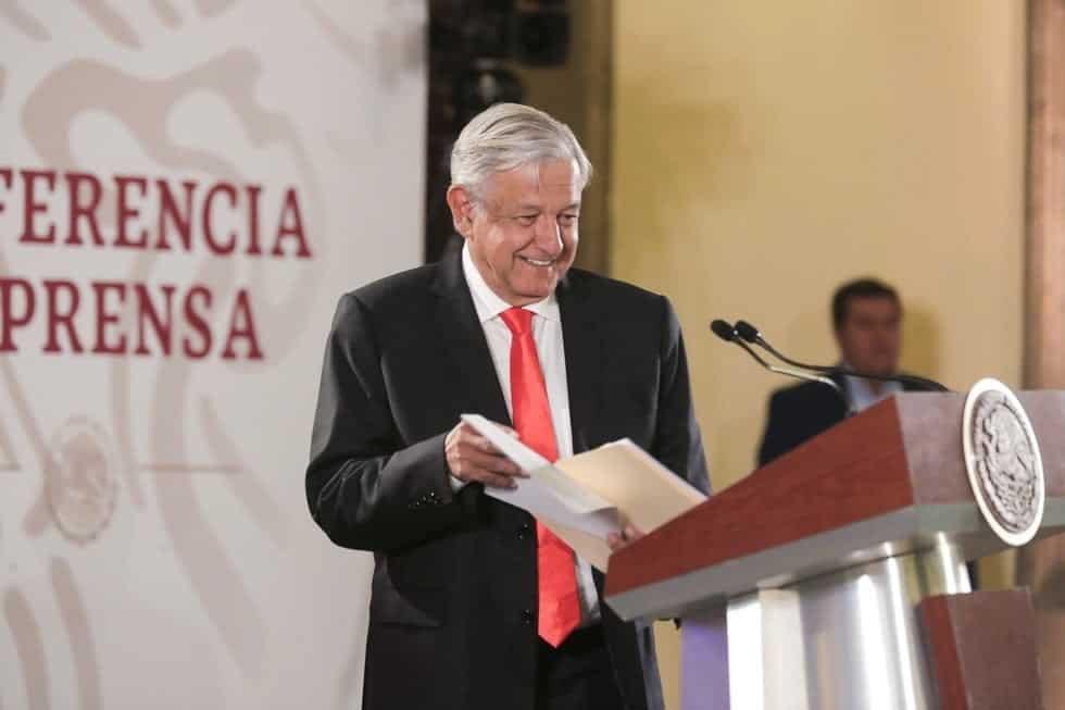 AMLO entregará 1 millón de créditos a la palabra en estos 3 bancos