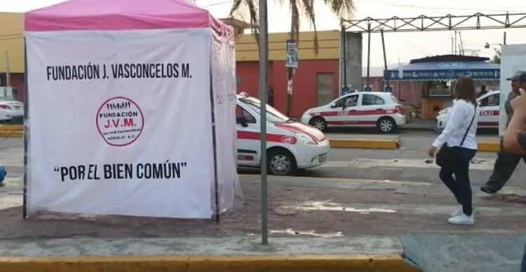 Instalan los primeros módulos de sanitización en Coatzacoalcos