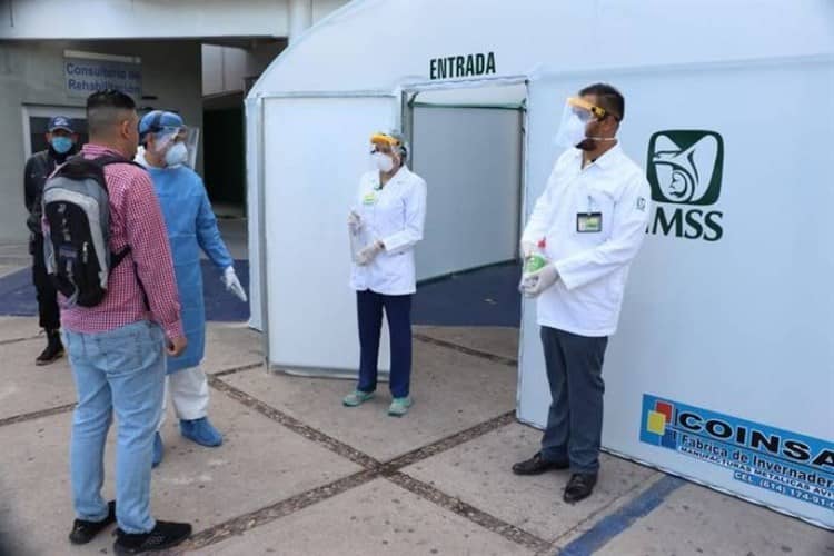 Instala IMSS túnel sanitizador en Chihuahua