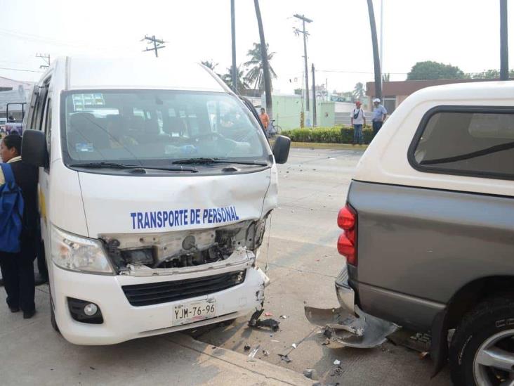 Se registra fuerte accidente en calles céntricas de Veracruz; deja una persona herida