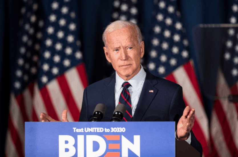 Exempleada de Joe Biden lo acusa de agresión sexual