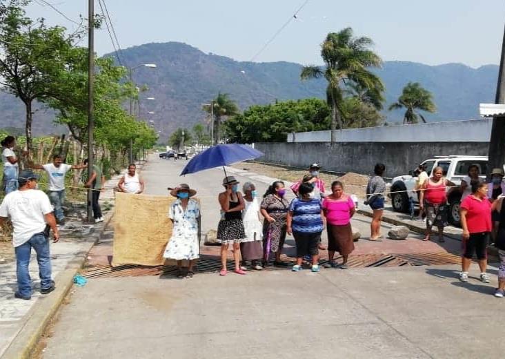 Se manifiestan contra uso de hospital mental para COVID-19