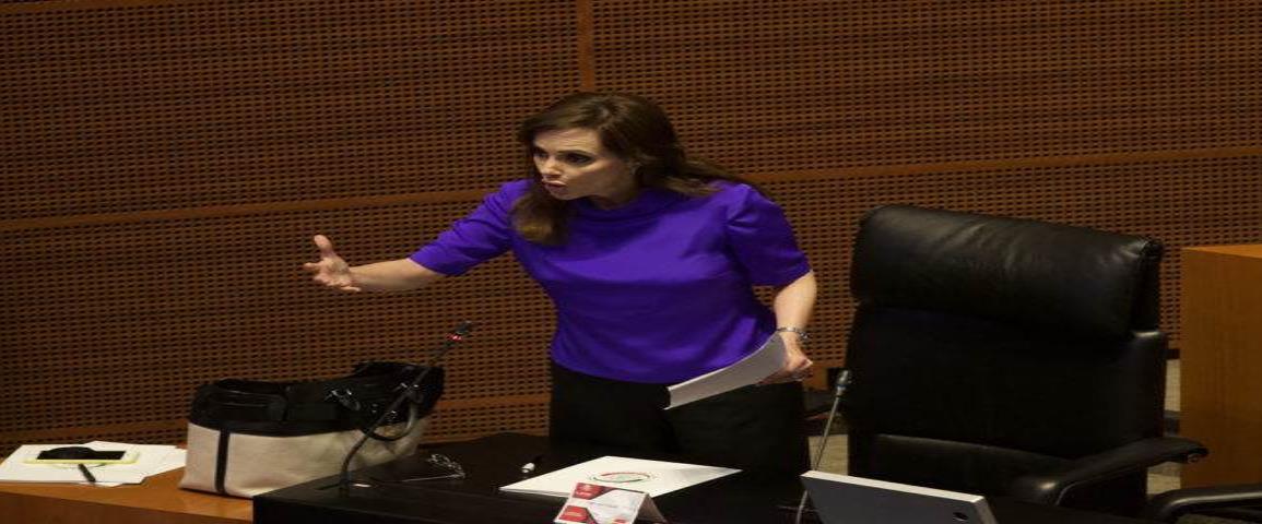 Renuncia Lilly Téllez a bancada de Morena en el Senado