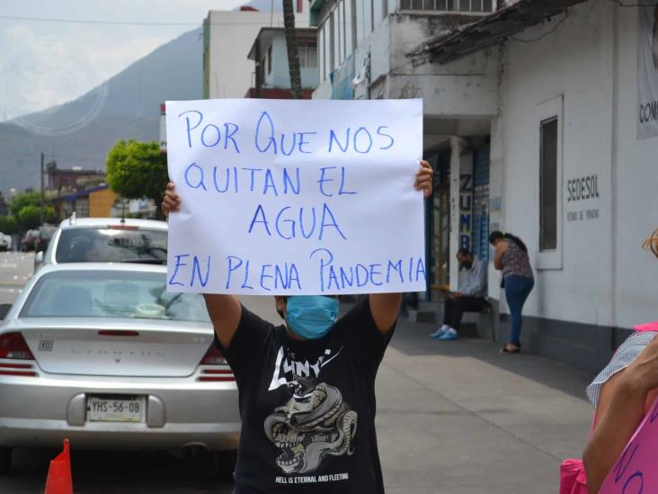 Ciudadanos de Río Blanco se manifiestan ante falta de agua