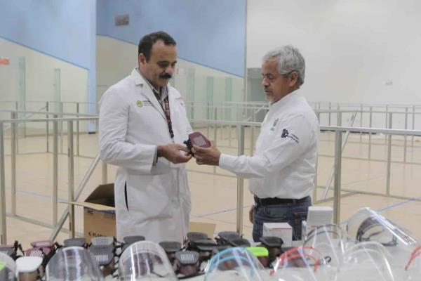 Entrega SEV a Sesver material sanitario hecho en tecnológicos