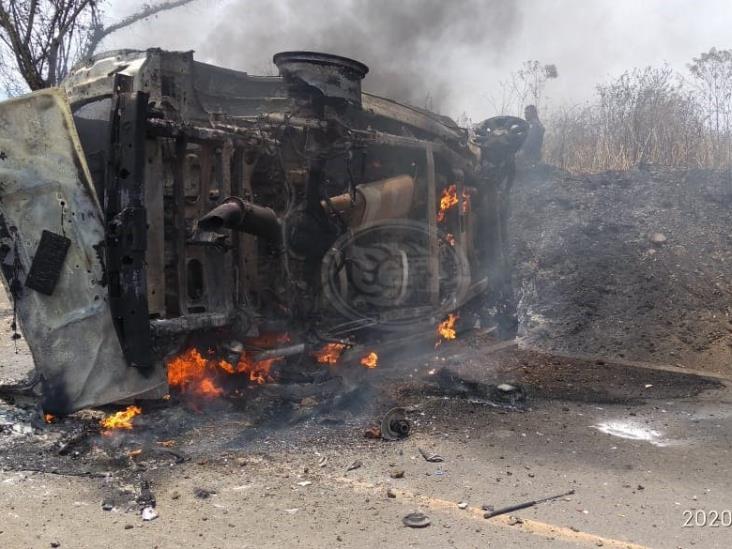 En Cuichapa secuestran a líder cañero e incendian su vehículo