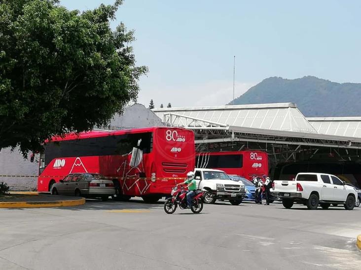 Fallece hombre en terminal de autobuses en Orizaba